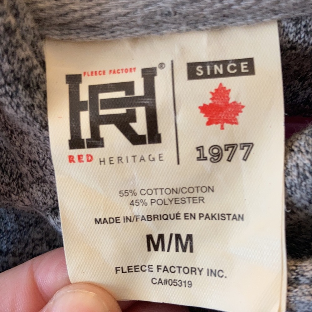 NWOT Red Heritage men’s M grey hoodie - Picture 2 of 3